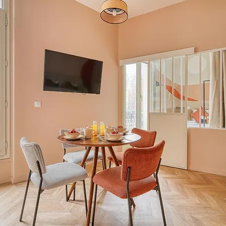 Comfortable 3 With Air Conditioning * Paris